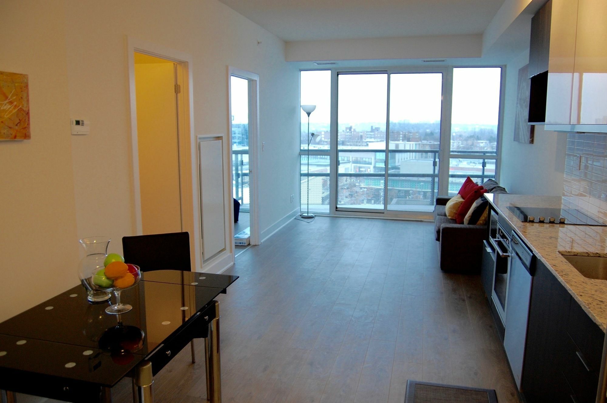 Shops At Don Mills Furnished Apartments Toronto Exterior photo